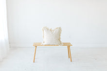 Load image into Gallery viewer, Gili White Stitch