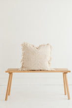 Load image into Gallery viewer, Gili Natural Stitch