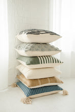 Load image into Gallery viewer, Lali