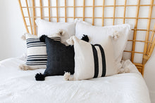 Load image into Gallery viewer, moroccan throw pillows