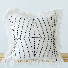 Load image into Gallery viewer, white boho throw pillows for bed