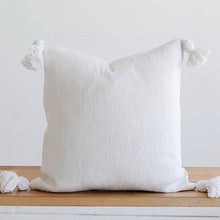 Load image into Gallery viewer, moroccan throw pillows white
