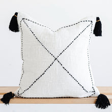 Load image into Gallery viewer, bohemian throw pillows